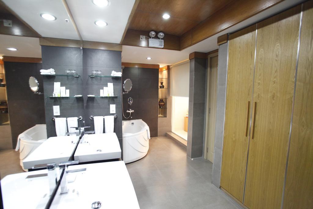 Platinum Suites داكا المظهر الخارجي الصورة